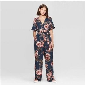 ✨5/$25✨ Xhilaration Blue Floral Wide Leg Jumpsuit